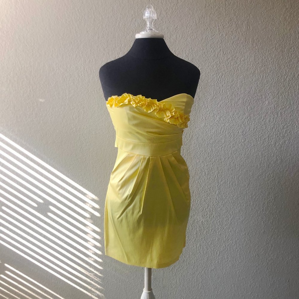 I.N. San Francisco Soft Yellow Semi-Formal Dress